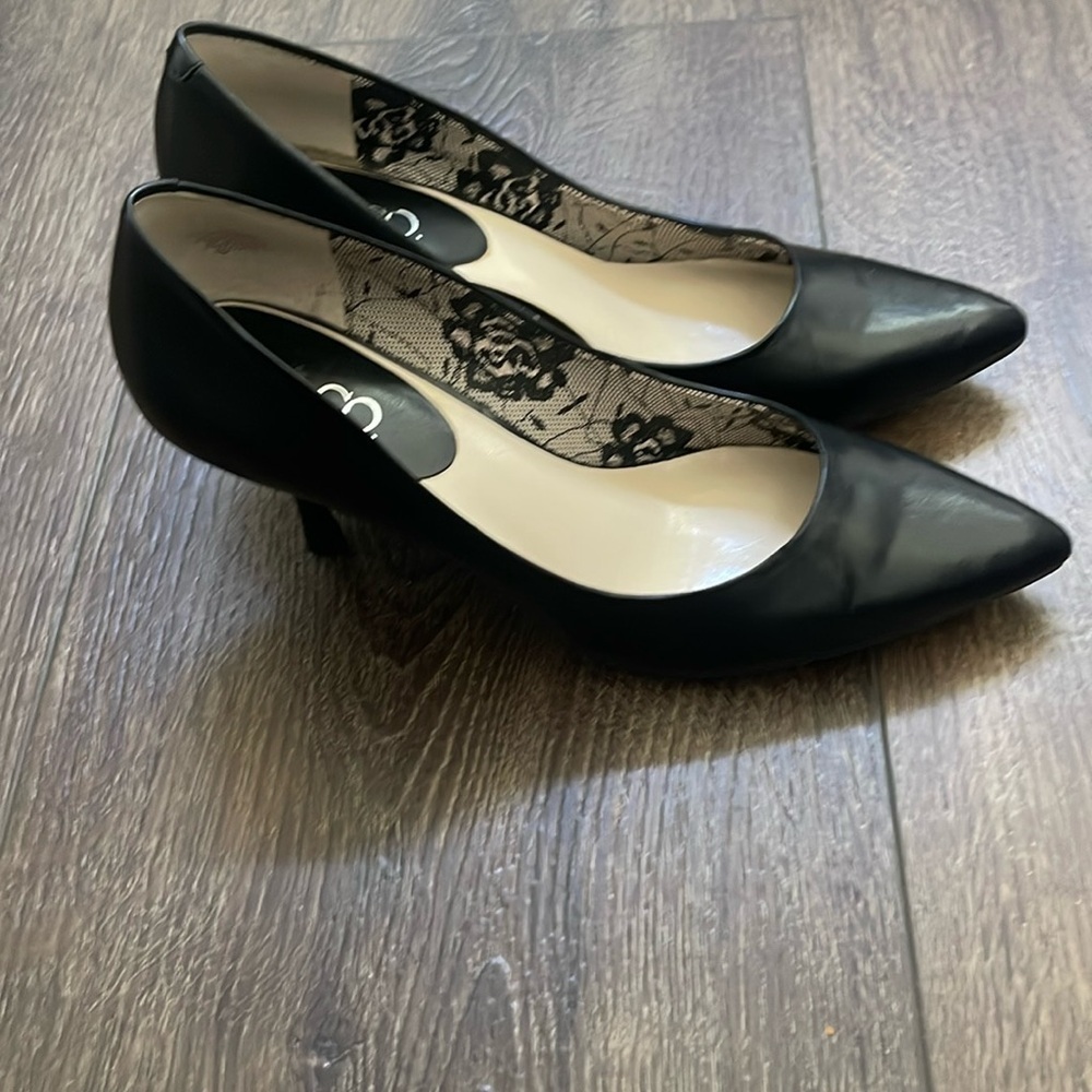 Nine & CO Black Heels